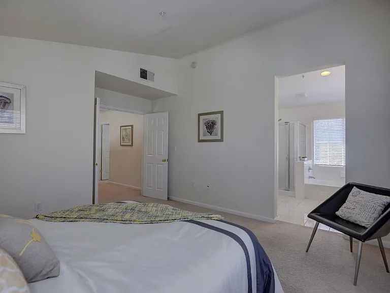 1567 Oak Point Ter — Photo 18