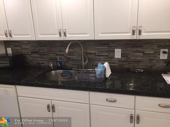 2nd image of 1602 Abaco Dr APT D1