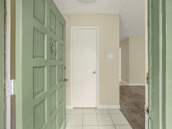 3rd image of 11907 Southlake Dr