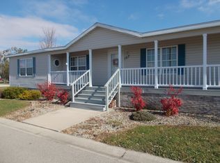 107 Champion Dr, Chenoa, IL 61726