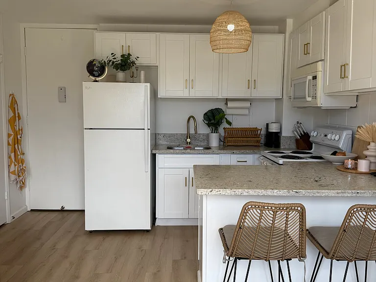 2845 Waialae Ave — Photo 8