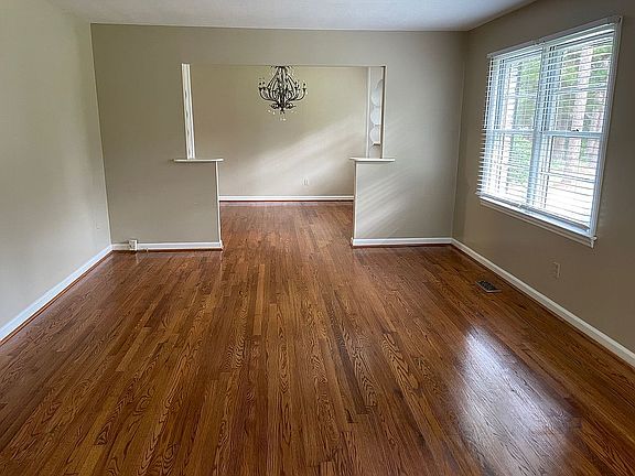 4th image of 703 Georgia Ave