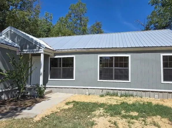 1119 Commerce Dr, Greenville, TX 75401