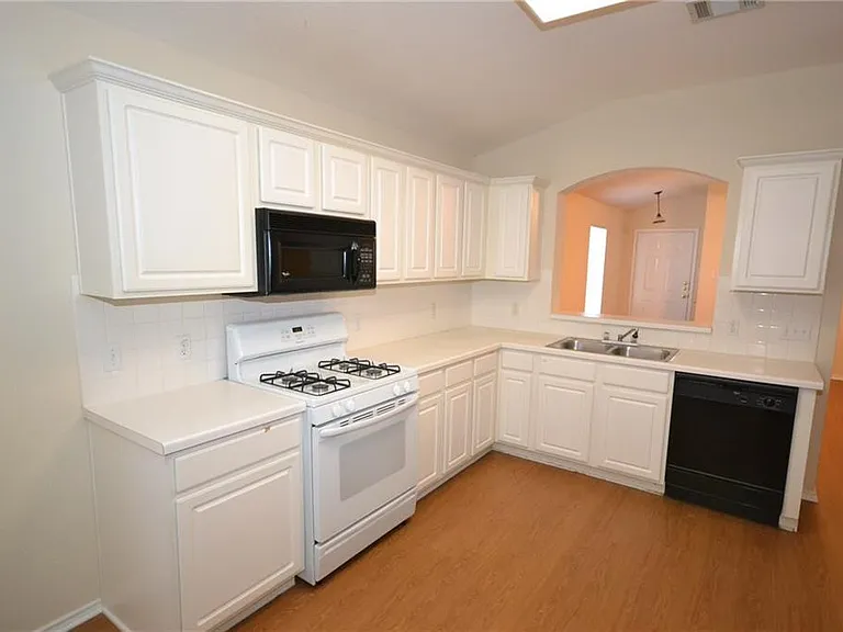 3207 Picton Ct — Photo 6