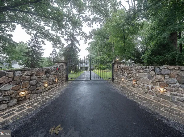 2608 Charlestown Rd, Phoenixville, PA 19460