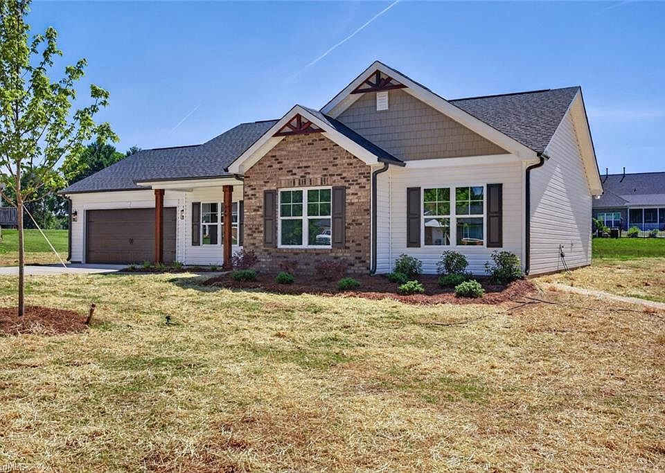 1st image of 149 Midpines Dr