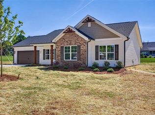 149 Midpines Dr, Winston Salem, NC 27127