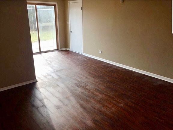 3rd image of 5619 Allemong Dr