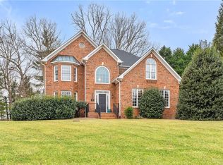 3003 Honor Ct, Jamestown, NC 27282