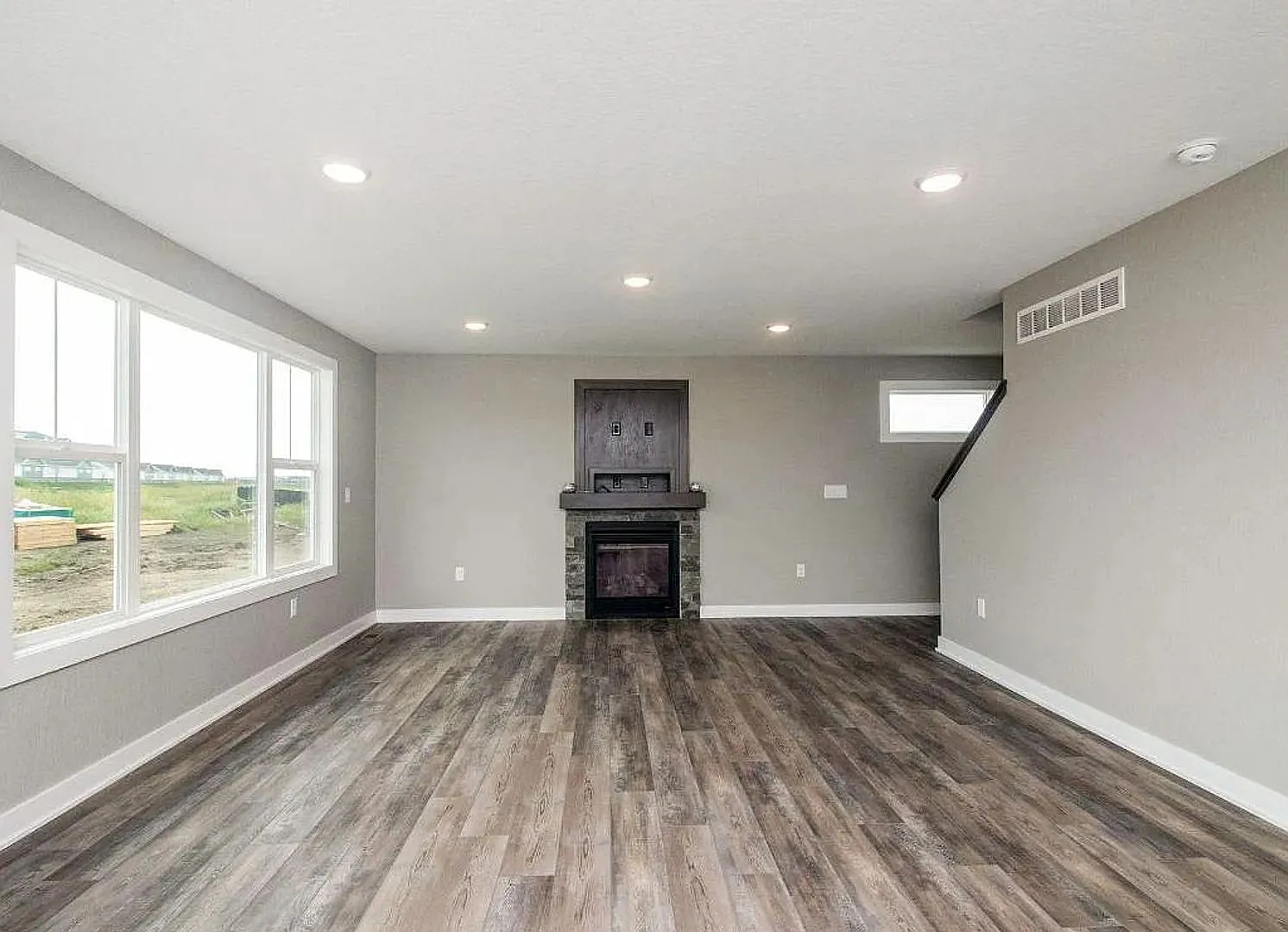 Welcome to 1817 NE Heritage Drive in Grimes! — Photo 2