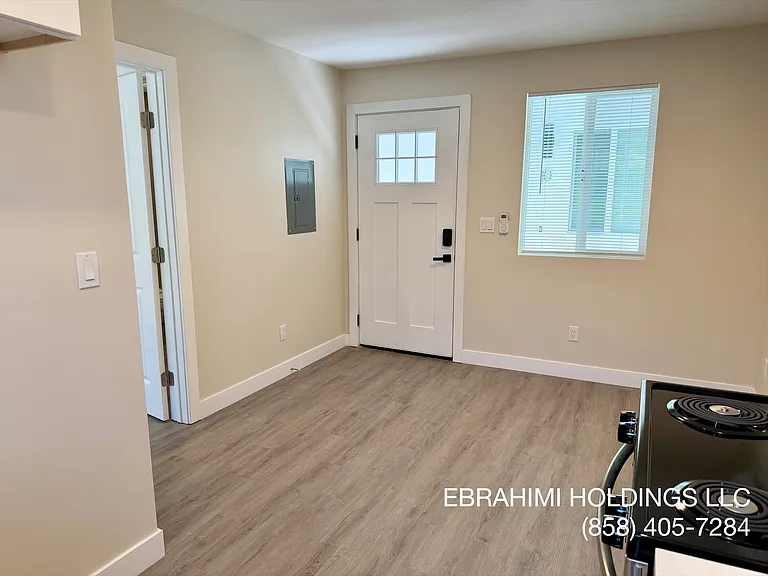 2976 National Ave #4 — Photo 6