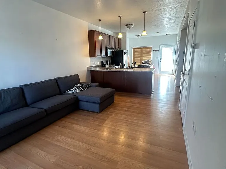2150 S Main St #308 — Photo 13