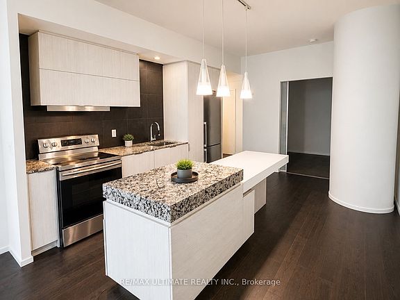 4th image of 101 Charles St E #301