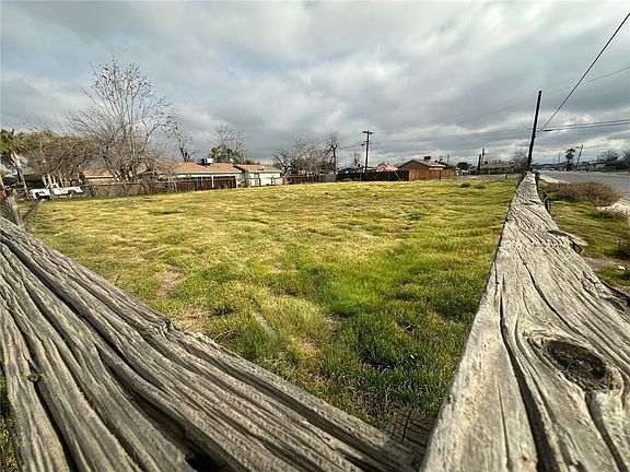 2nd image of 1200 Wilkins St Lot P