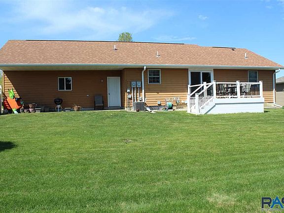 3rd image of 510 Britz Dr