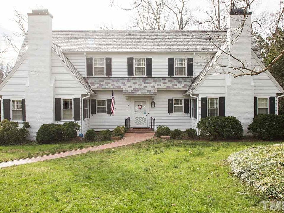 1st image of 21 Oak Dr