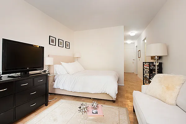 Sold by Atlas Real Estate New York | media 5