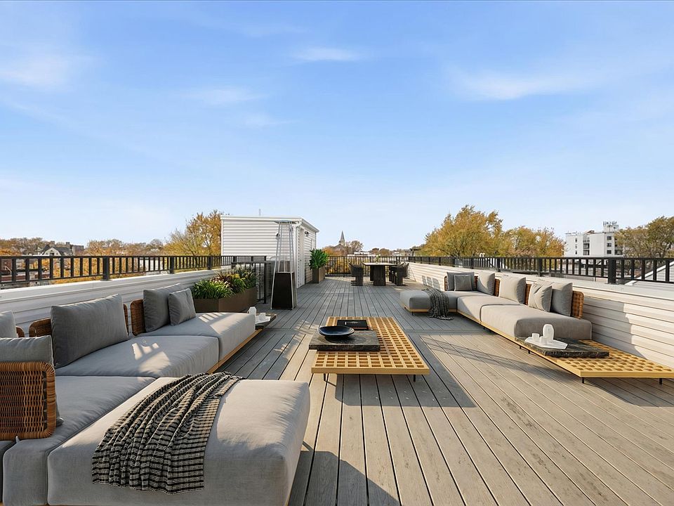 1st image of 134 New York Ave #3