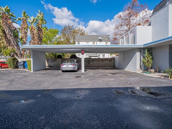 4th image of 432 S Sierra Madre Blvd APT 1