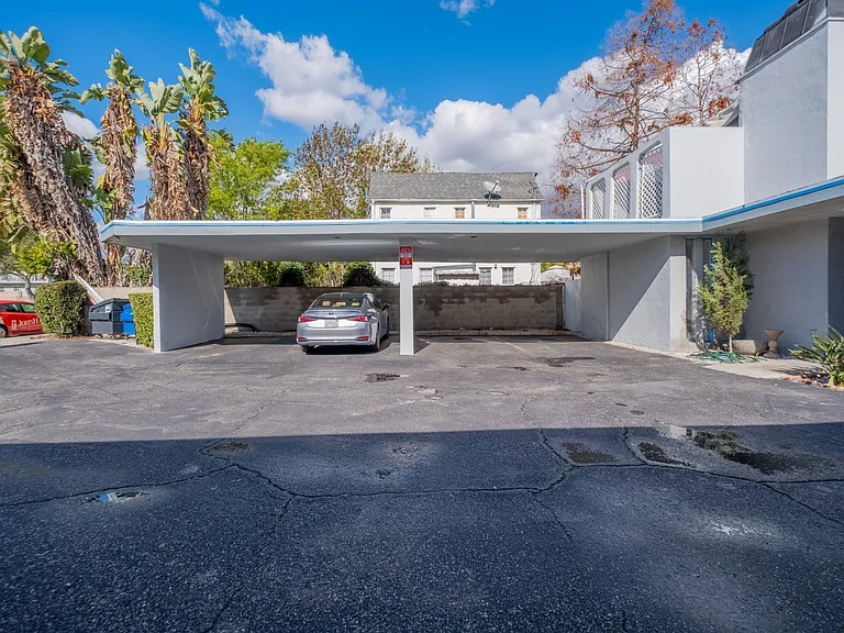 432 S Sierra Madre Blvd #1 — Photo 4