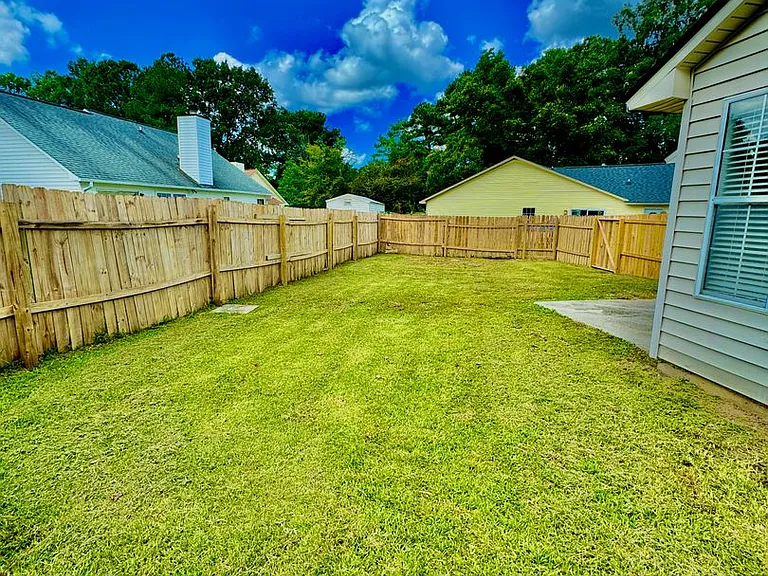8693 Blackshear Ct — Photo 20