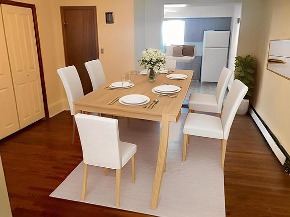 Dining room (Furniture is virtual).