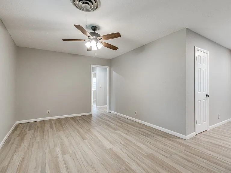 1612 Cherry Stone St — Photo 5