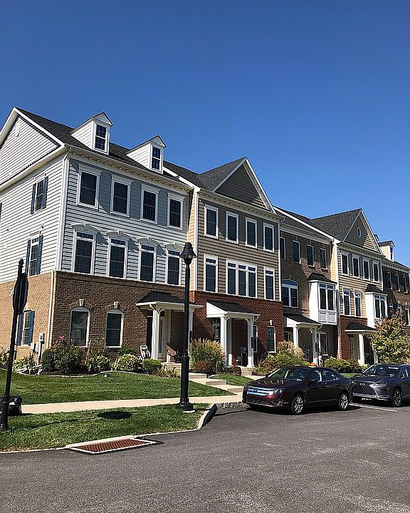 2nd image of 208 Wales Ln