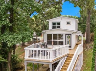 813A Lakeview Dr, Jefferson, TX 75657