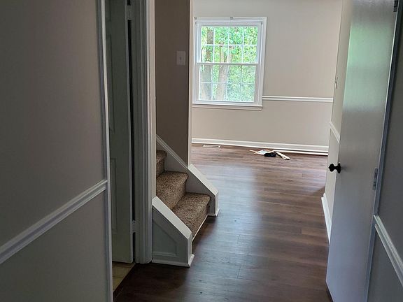 5th image of 13503 King Charles Dr