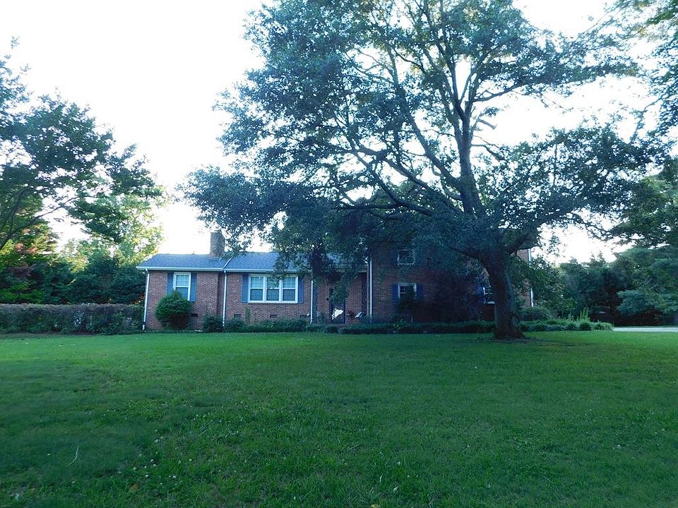 1st image of 161 Lakewood Acres Dr