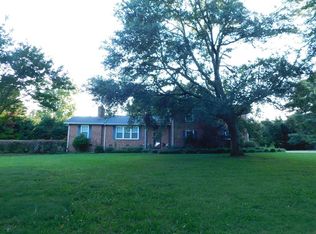 161 Lakewood Acres Dr, Gaffney, SC 29341