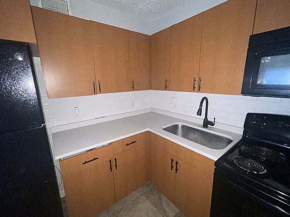5th image of 3864 Robert C Weaver Dr