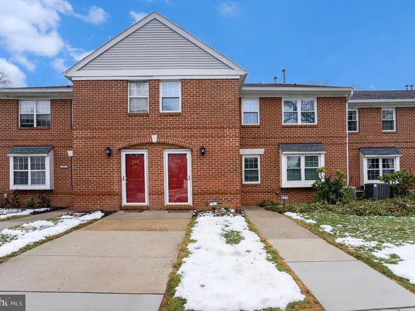 750 E Marshall St APT 211, West Chester, PA 19380