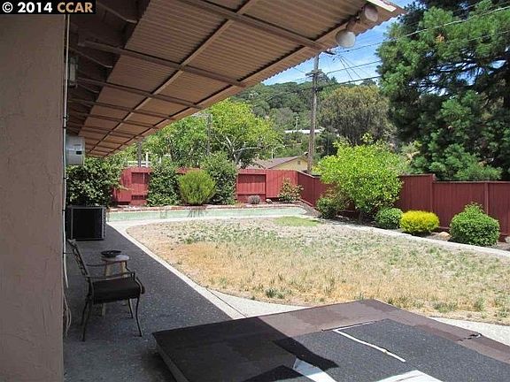 2nd image of 4447 Fieldcrest Dr