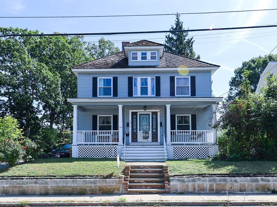 1st image of 374 Pine St