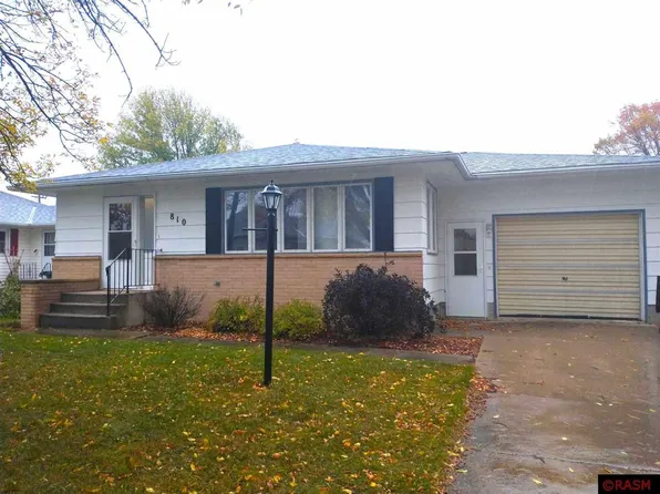 810 2nd St W, Morgan, MN 56266