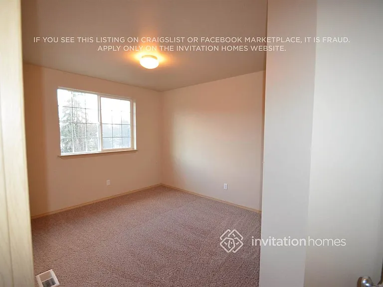 8402 4th St NE — Photo 7