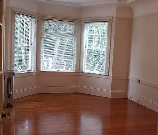 4th image of 400 Dolores St