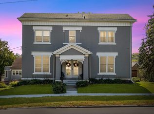 500 State St, Bellevue, IA 52031