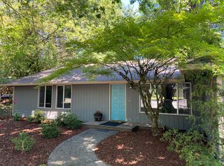 10022 SW 49th Ct, Portland, OR 97219