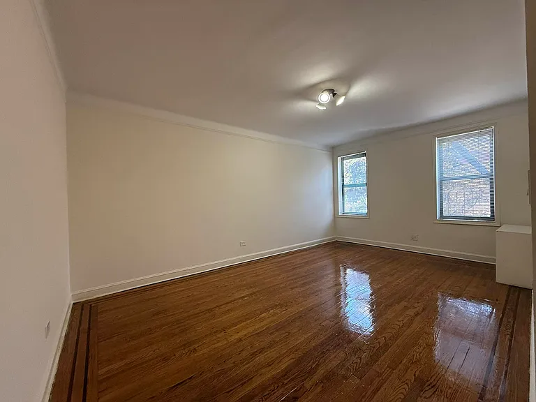 4816 30th Ave #2C — Photo 2