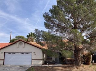 3838 Moongate Cir, Las Vegas, NV 89103