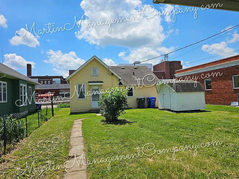627 E 13th St — Photo 12