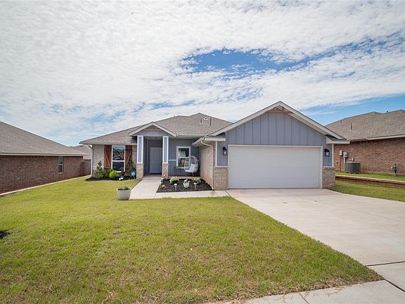 2nd image of 2116 Norwood Dr