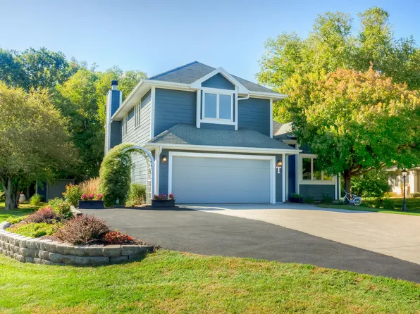 12939 Royal Orchard Dr, Story City, IA 50248