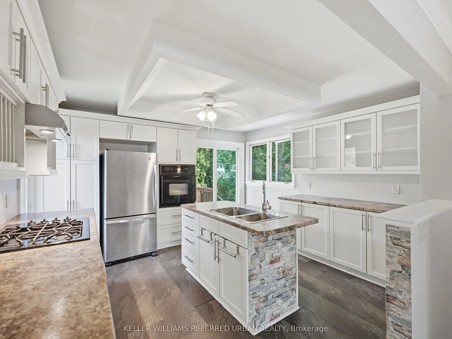 2 bed, $2,700 — Photo 4
