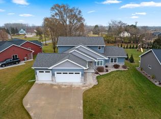 4294 N Crane Dr, Appleton, WI 54913
