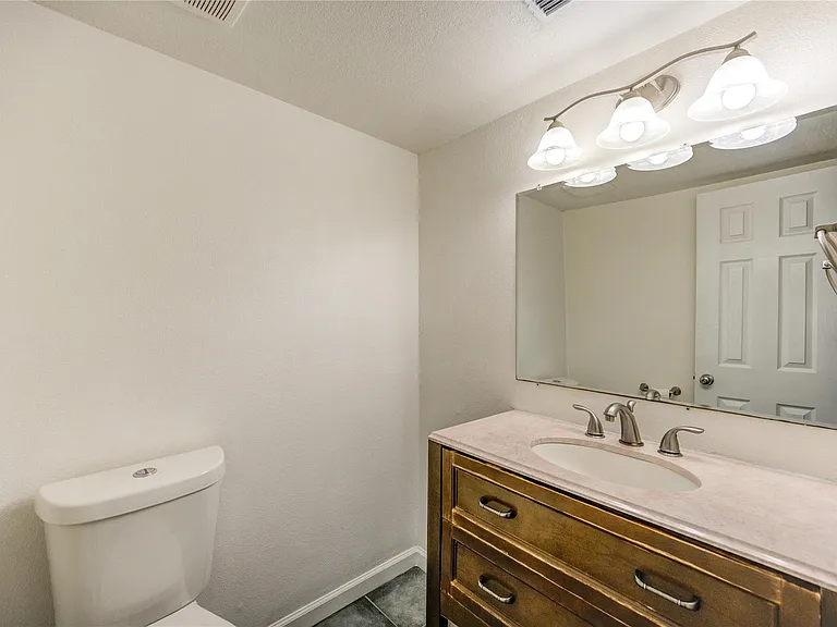 2120 Wilcrest Dr #226 — Photo 31
