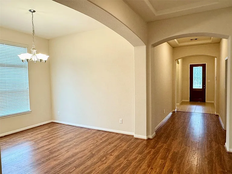 26934 Churchill Gate Ln — Photo 5